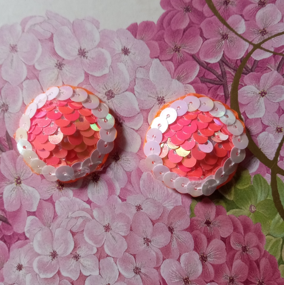Exotic nipple pasties